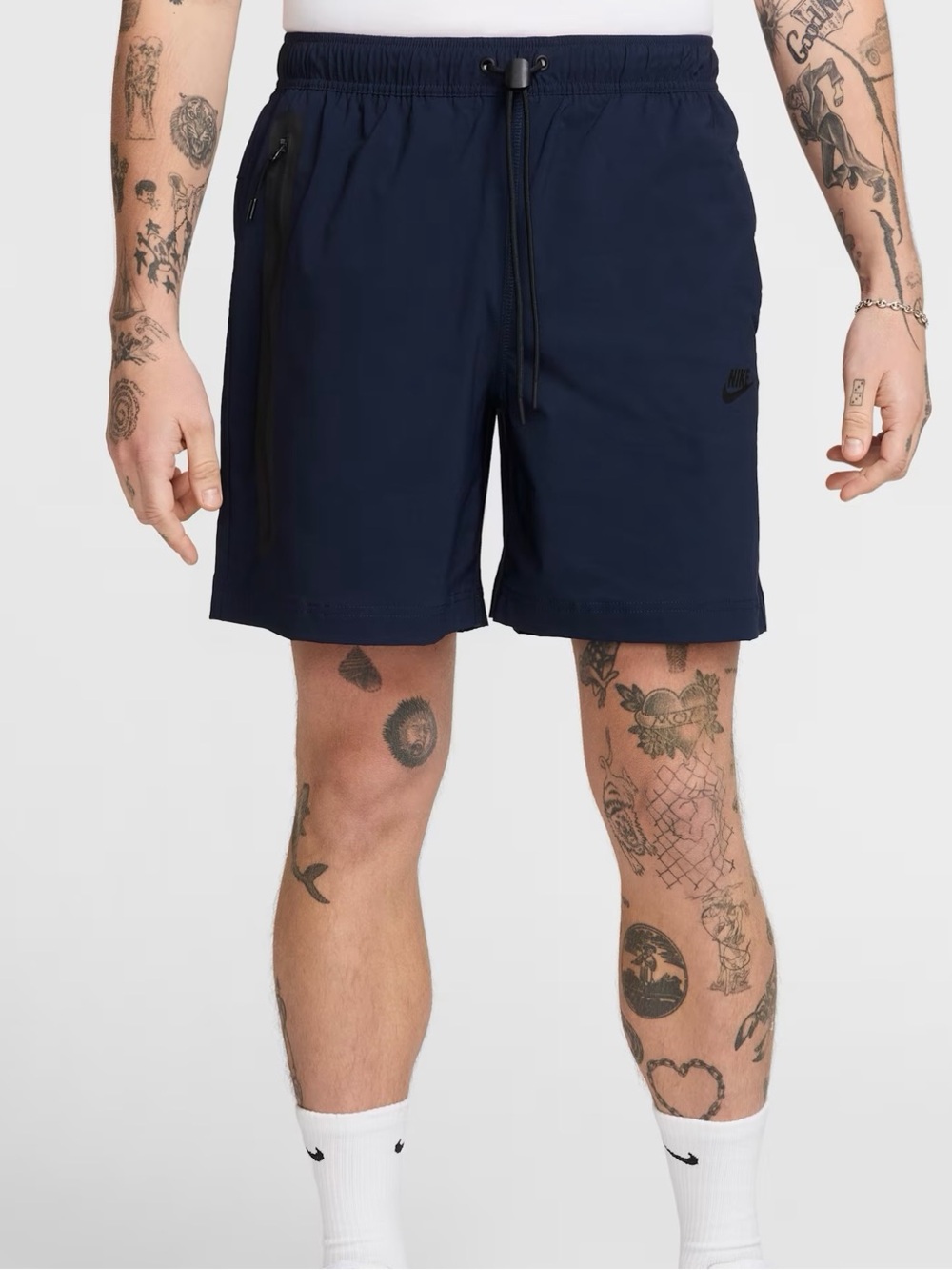 Nike Tech
Men's Woven Shorts